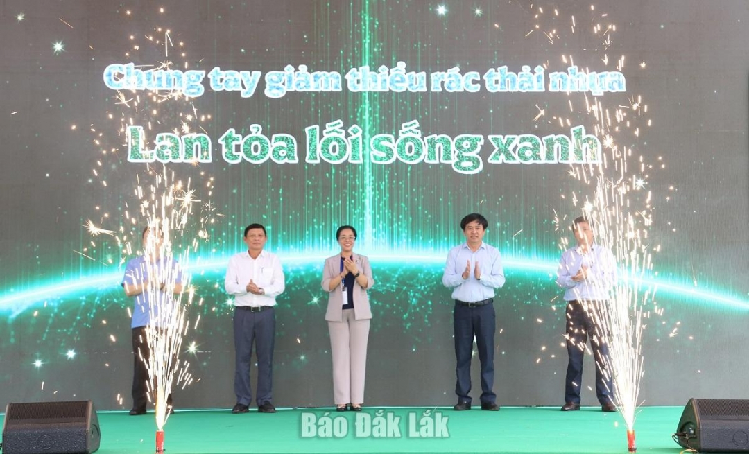 Chung tay giảm thiểu rác thải nhựa, lan tỏa lối sống xanh
