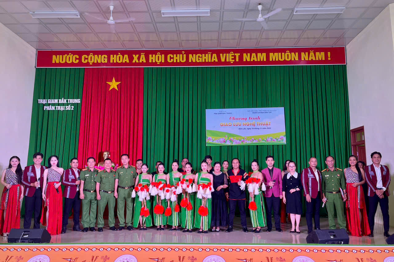 z7231924694099-06a60f08591058a19ad13e6b61a6ee6e